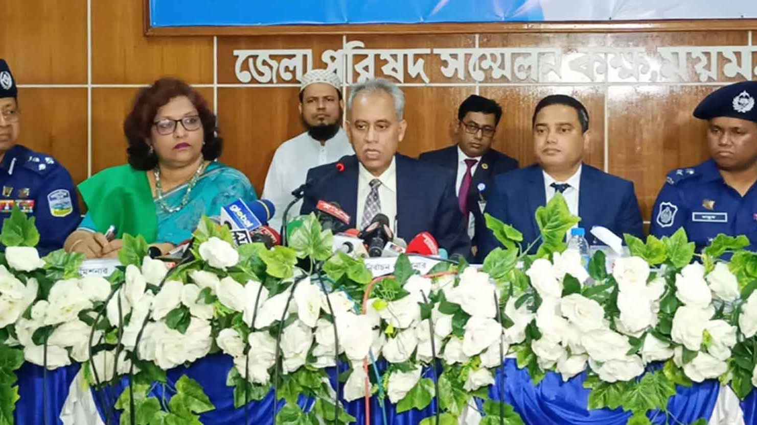 ভোটের মাঠে থাকবে সেনাবাহিনীও: ইসি আলমগীর ভোটের মাঠে থাকবে সেনাবাহিনীও: ইসি আলমগীর
