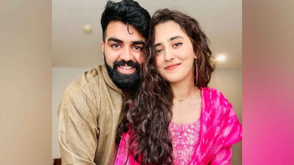 প্রেমের টানে ভারতে পাকিস্তানি তরুণী প্রেমের টানে ভারতে পাকিস্তানি তরুণী