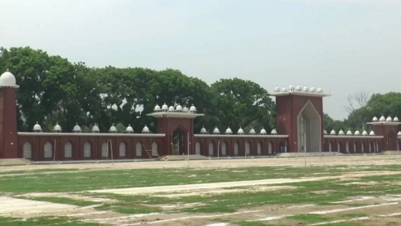 গোর-এ শহীদ ময়দান কেন্দ্রীয় ঈদগাহ মাঠ। ছবি: উত্তরের কণ্ঠ প্রস্তুত হচ্ছে এশিয়ার সবচেয়ে বড় ঈদগাহ