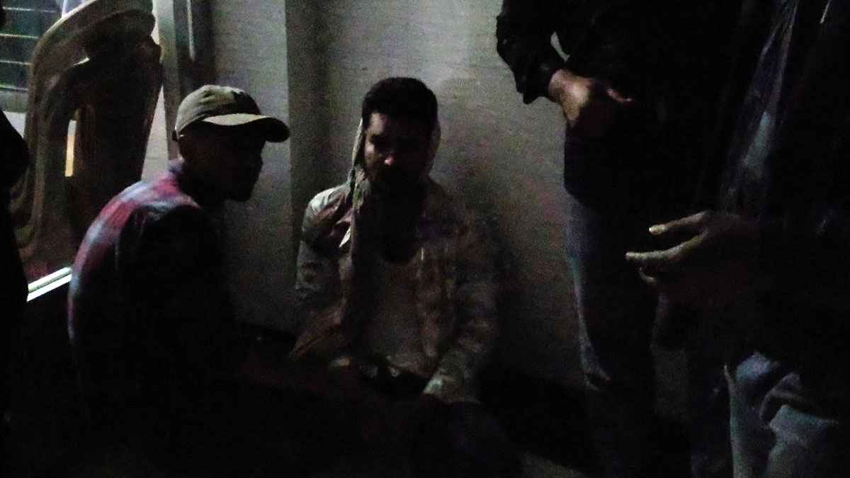 দৌড়ে মসজিদে আশ্রয় নিয়েও রক্ষা পেলো না ছাত্রলীগ নেতা