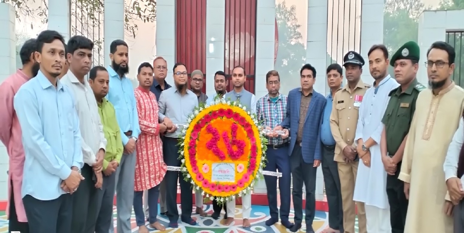 বীরগঞ্জে যথাযোগ্য মর্যাদায় মহান স্বাধীনতা দিবস পালিত হয়েছে
