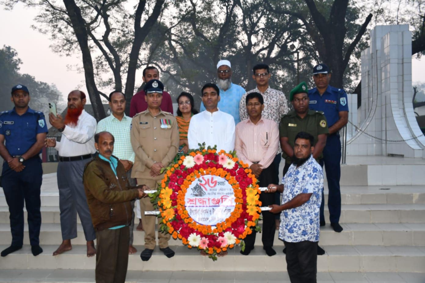 কাহারোলে যথাযোগ্য মর্যাদায় স্বাধীনতা দিবস ও জাতীয় দিবস উদযাপন